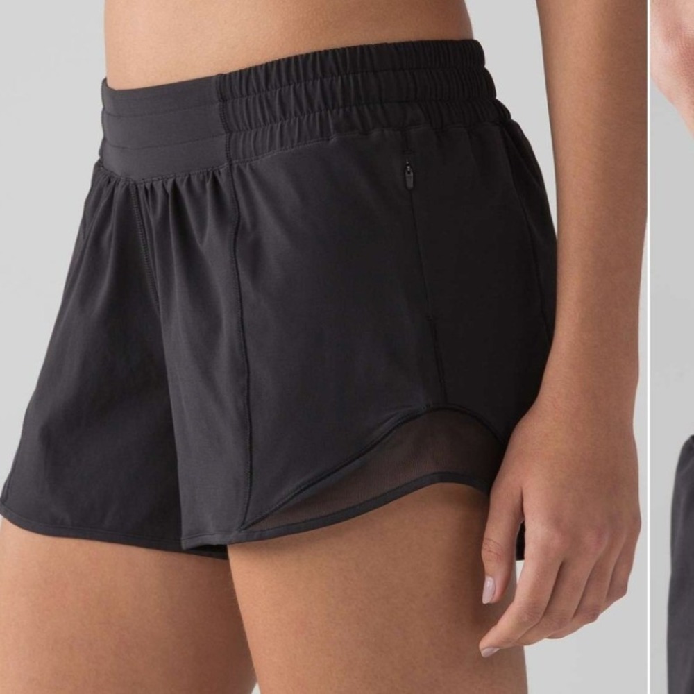 NEW Lululemon Hotty Hot Short II Long 4" Size 6 Black W7AGTT Running Shorts